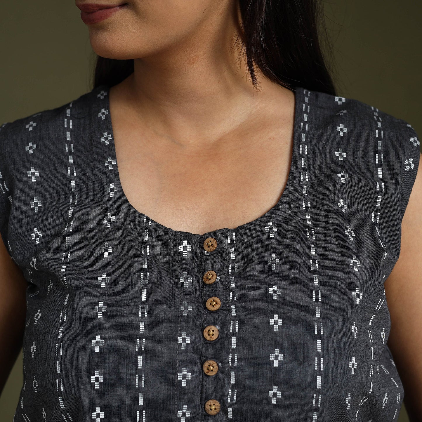 Black Sleeveless Cotton Jacquard Crop Top