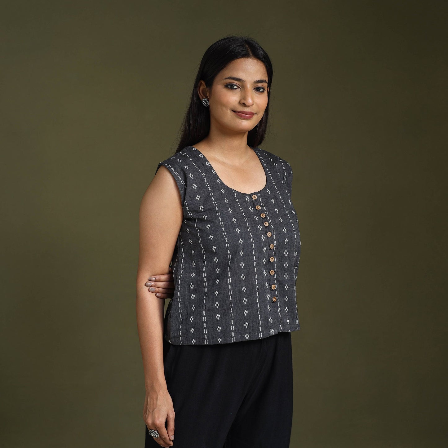 Black Sleeveless Cotton Jacquard Crop Top