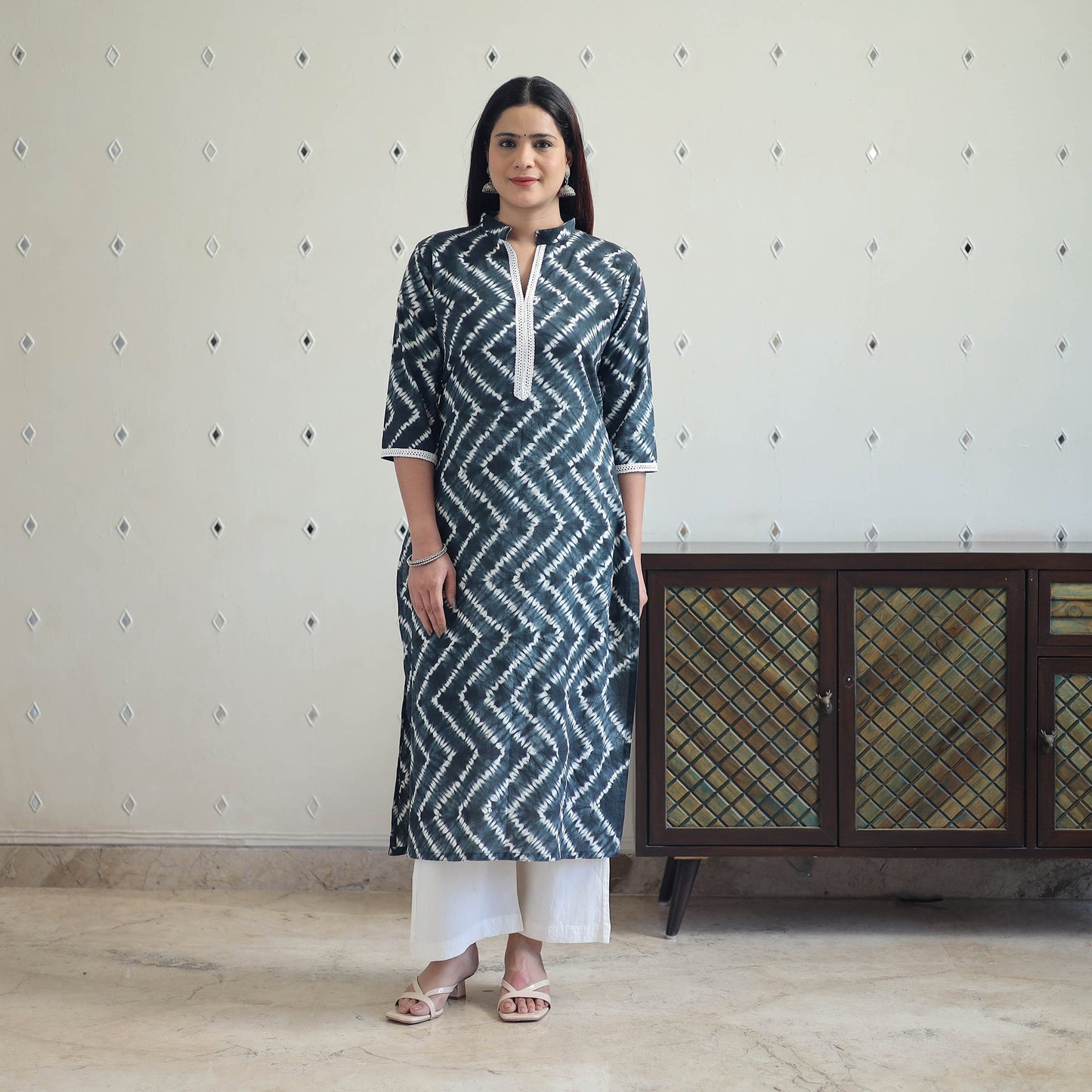 Black Tie & Dye Cotton Straight Shibori Kurta for Women
