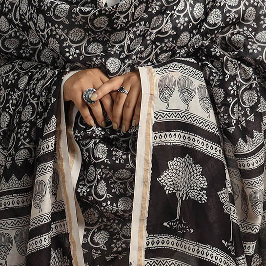 Black - traditional maheshwari silk bagh dupatta 27