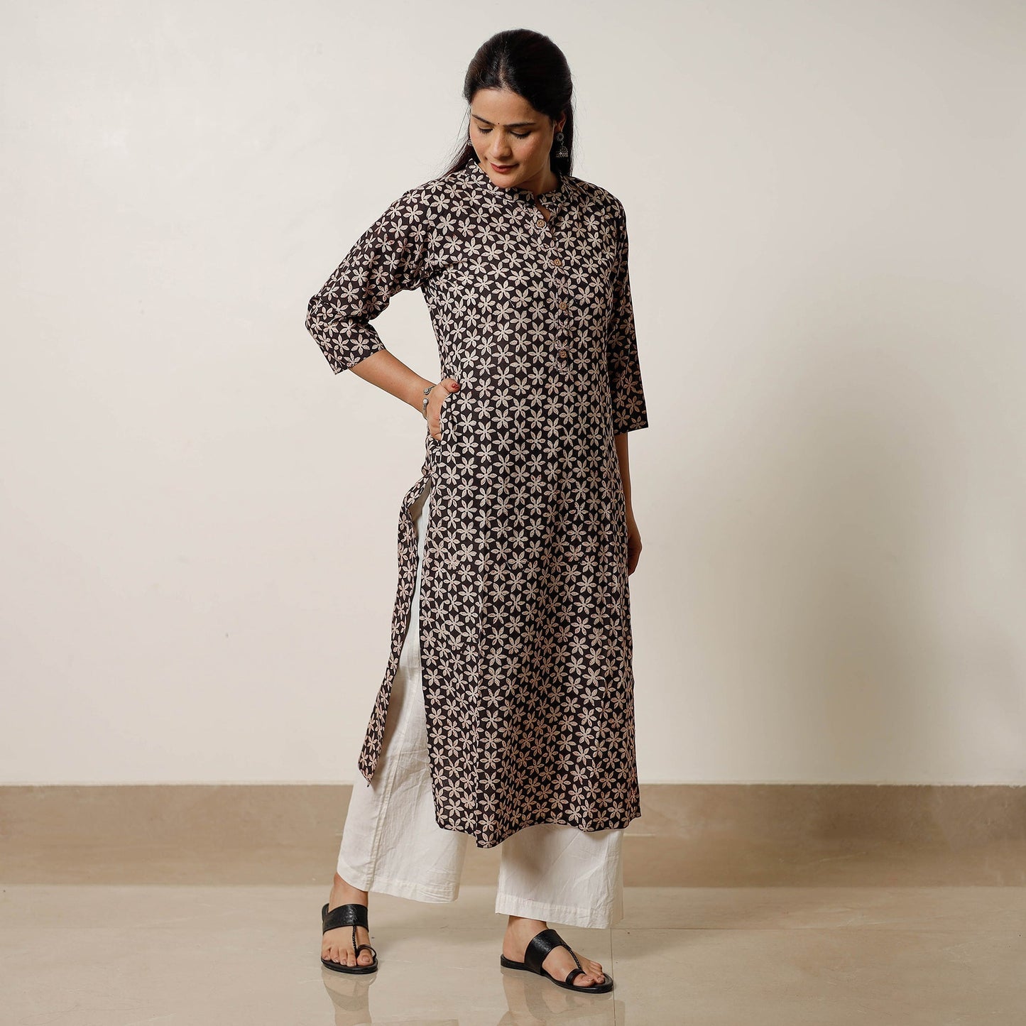 Black & white champa floral buta bagru hand printed cotton