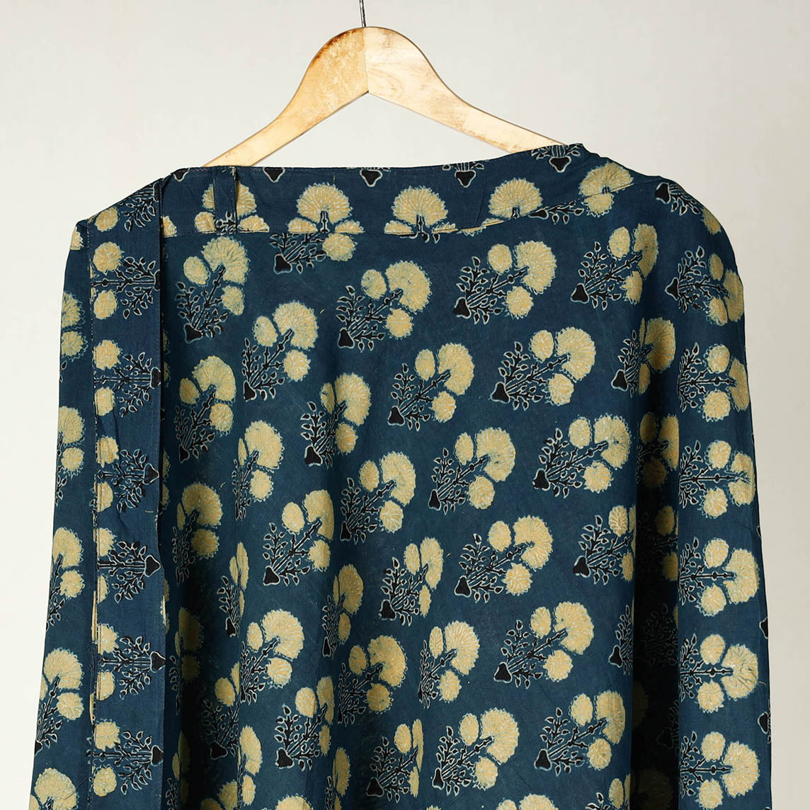 Ajrakh Block Printed Cotton Wrap Around Skirt Online l iTokri.com