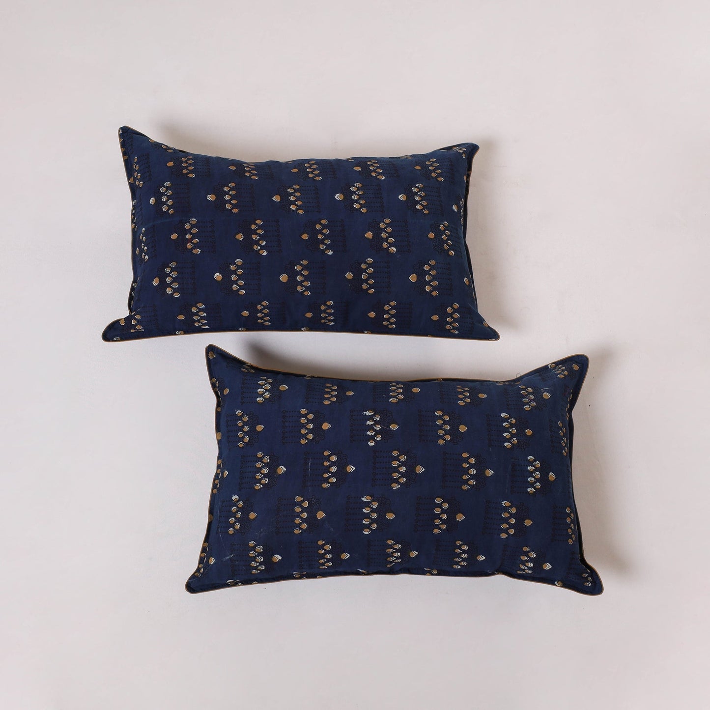 Akola hand pillow cover (set of 2) 01 - handcrafted