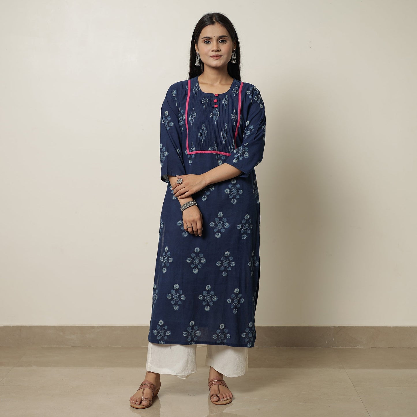 Buy Akola Hand Block Printed Cotton Pintuck Straight Kurta 06 Online at iTokri.com