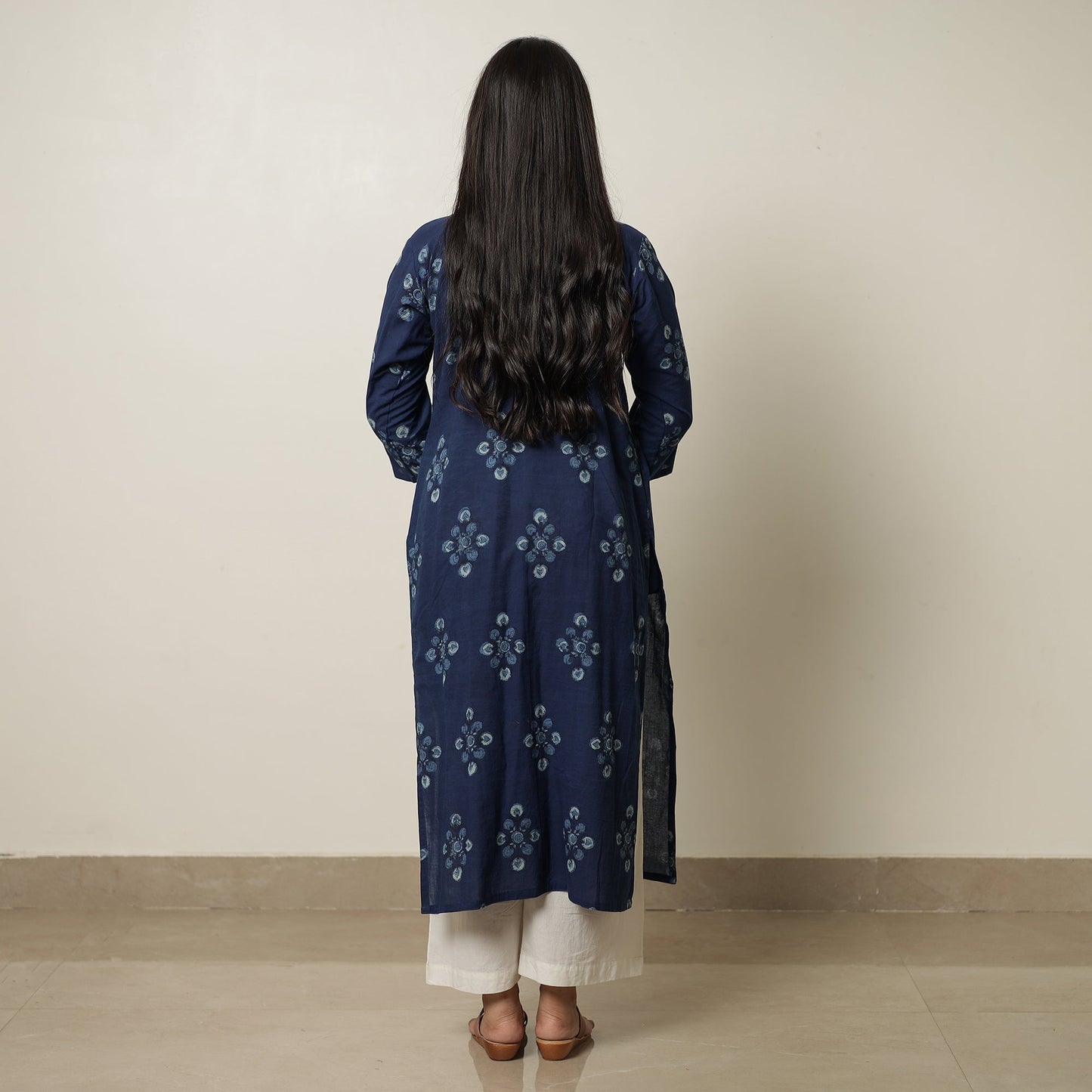 Buy Akola Hand Block Printed Cotton Pintuck Straight Kurta 06 Online at iTokri.com