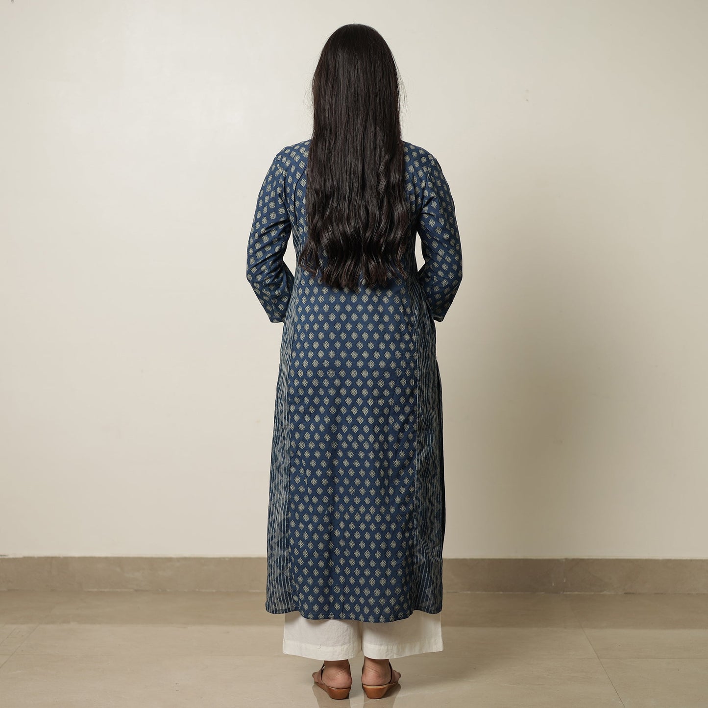 Akola Hand Block Printed Cotton Straight Kurta 28 Online at iTokri.com