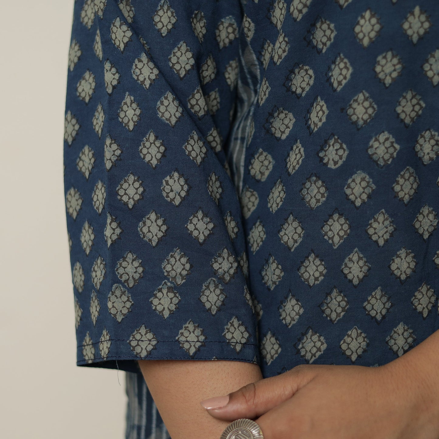 Akola Hand Block Printed Cotton Straight Kurta 28 Online at iTokri.com