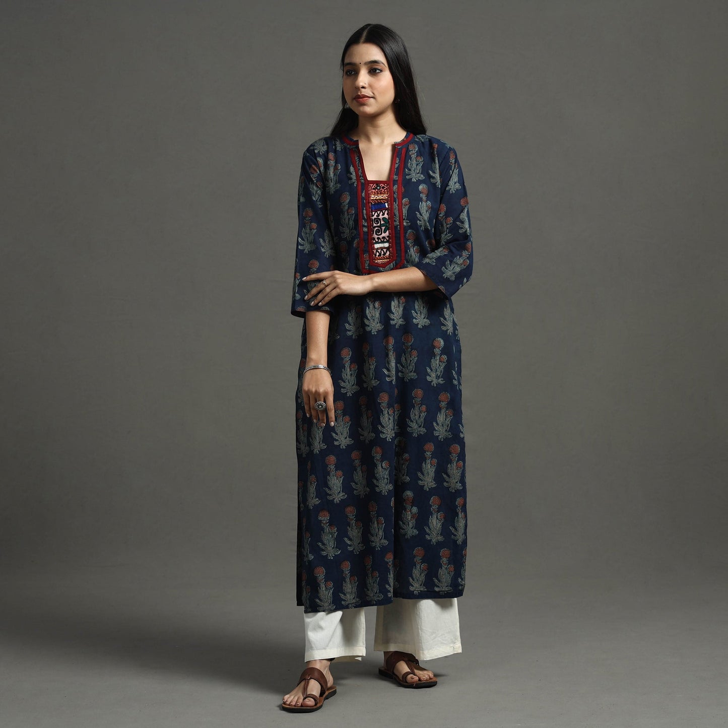 Buy Akola Hand Block Printed Cotton Straight Kurta with Kutch Embroidery Patchwork Online at iTokri.com