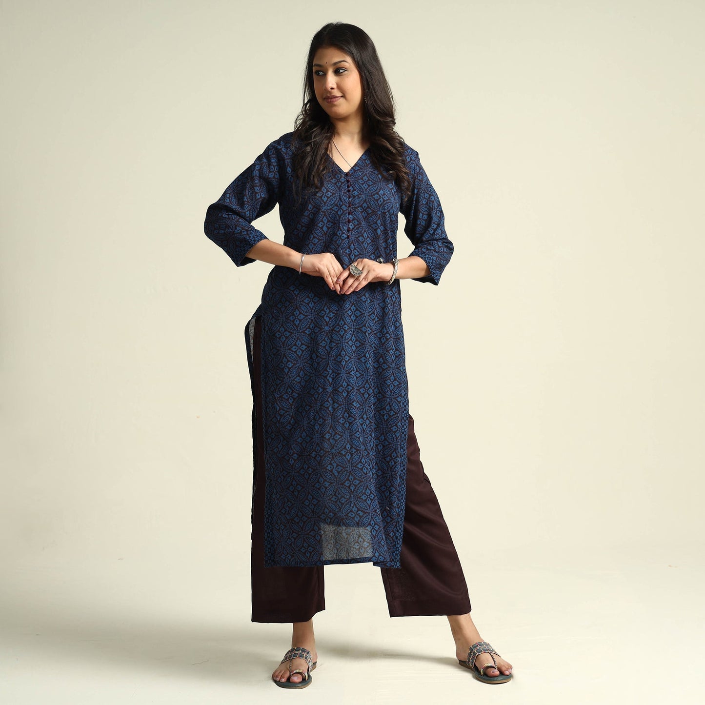 Buy Bagh Block Printing Cotton Kurta with Palazzo & Dupatta Set Online at iTokri.com