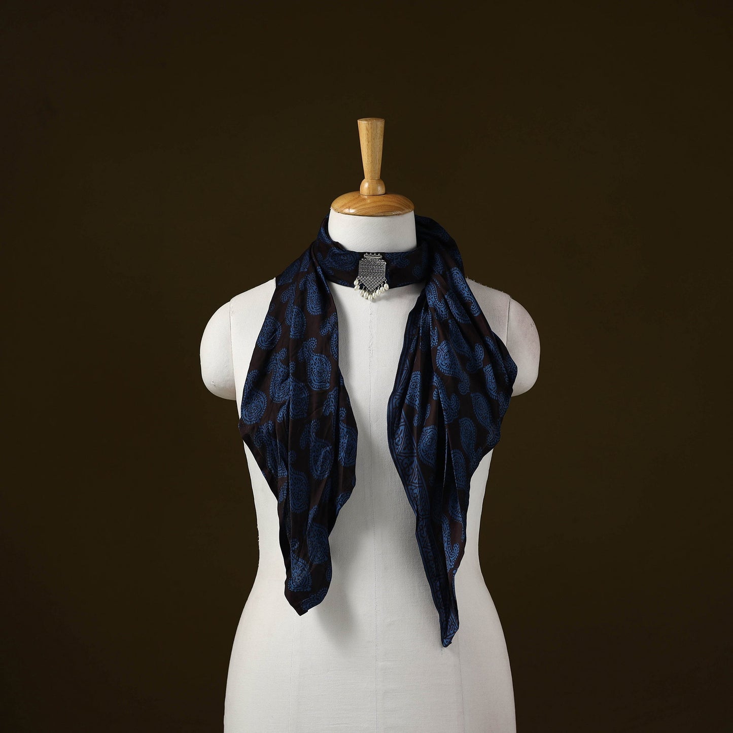 Bagh modal silk pendant necklace scarf 75 - handcrafted