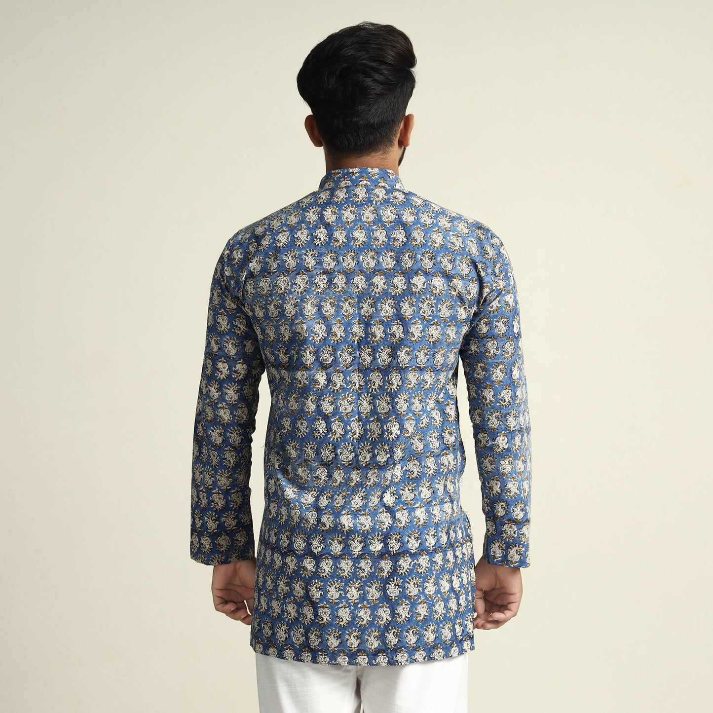 Buy Bagru Block Printed Cotton Men Short Kurta Online at iTokri.com
