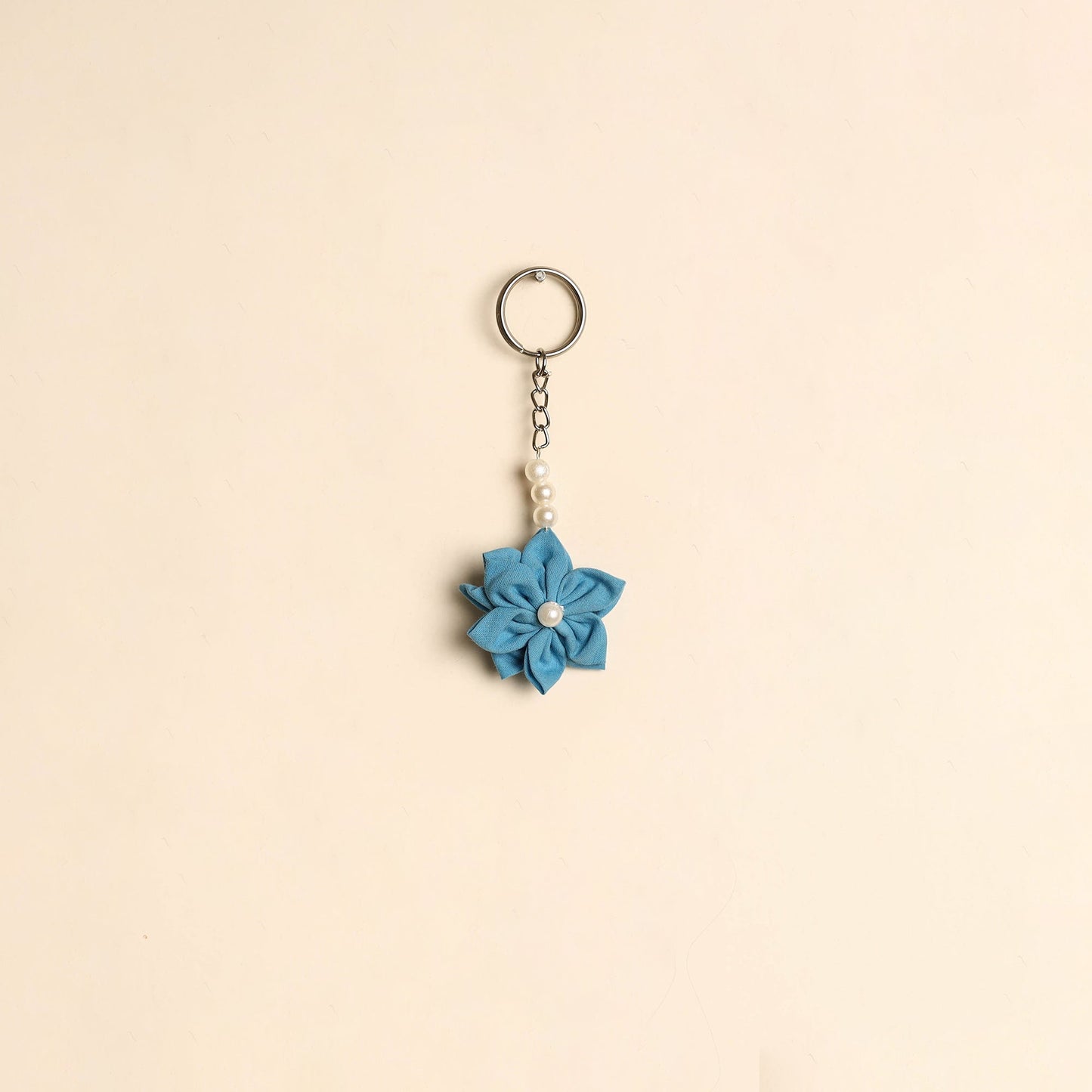 Beaded fabart flower keychain 08 - handcrafted