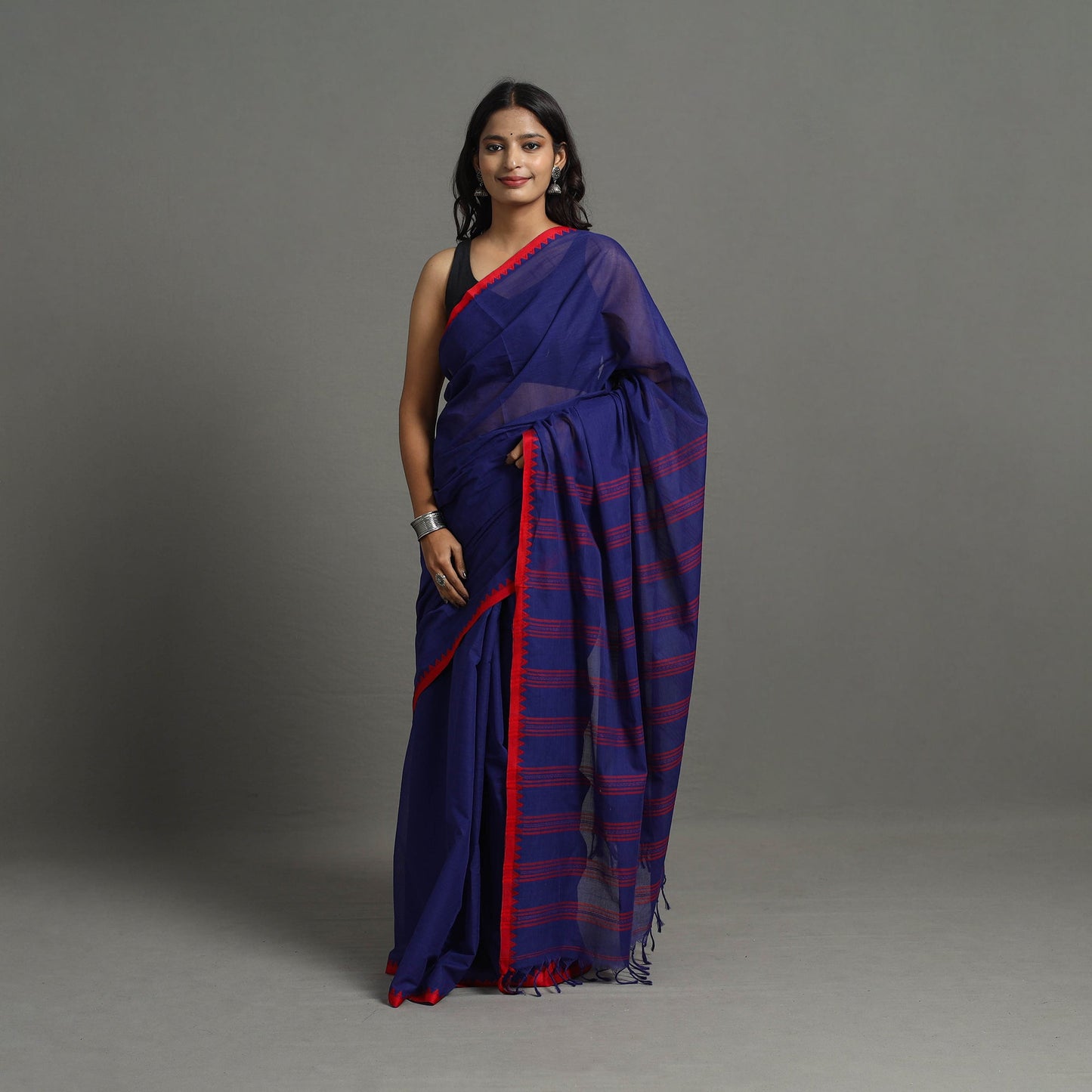 Buy Blue Bengal Handwoven Cotton Plain Begumpuri Saree