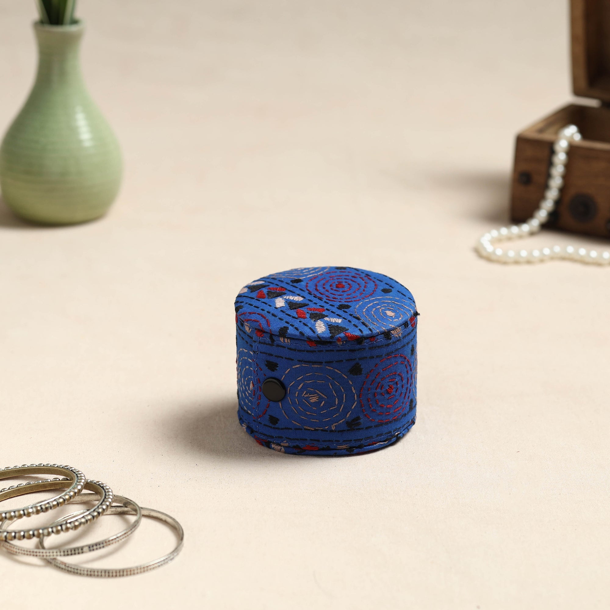 Blue - Handcrafted Bengal Kantha Work Tissue Box main image 1