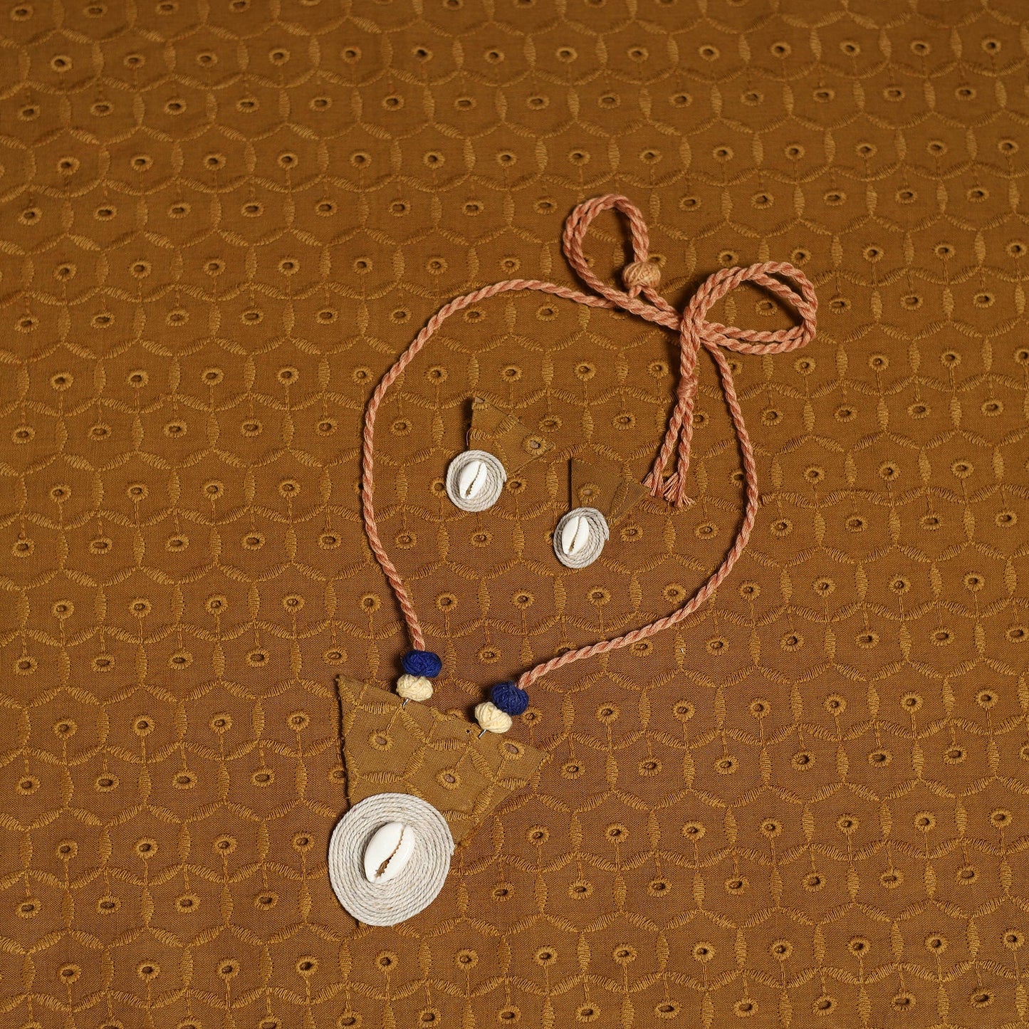 Blue Bengali Tant Saree with Matching Jewellery & Blouse