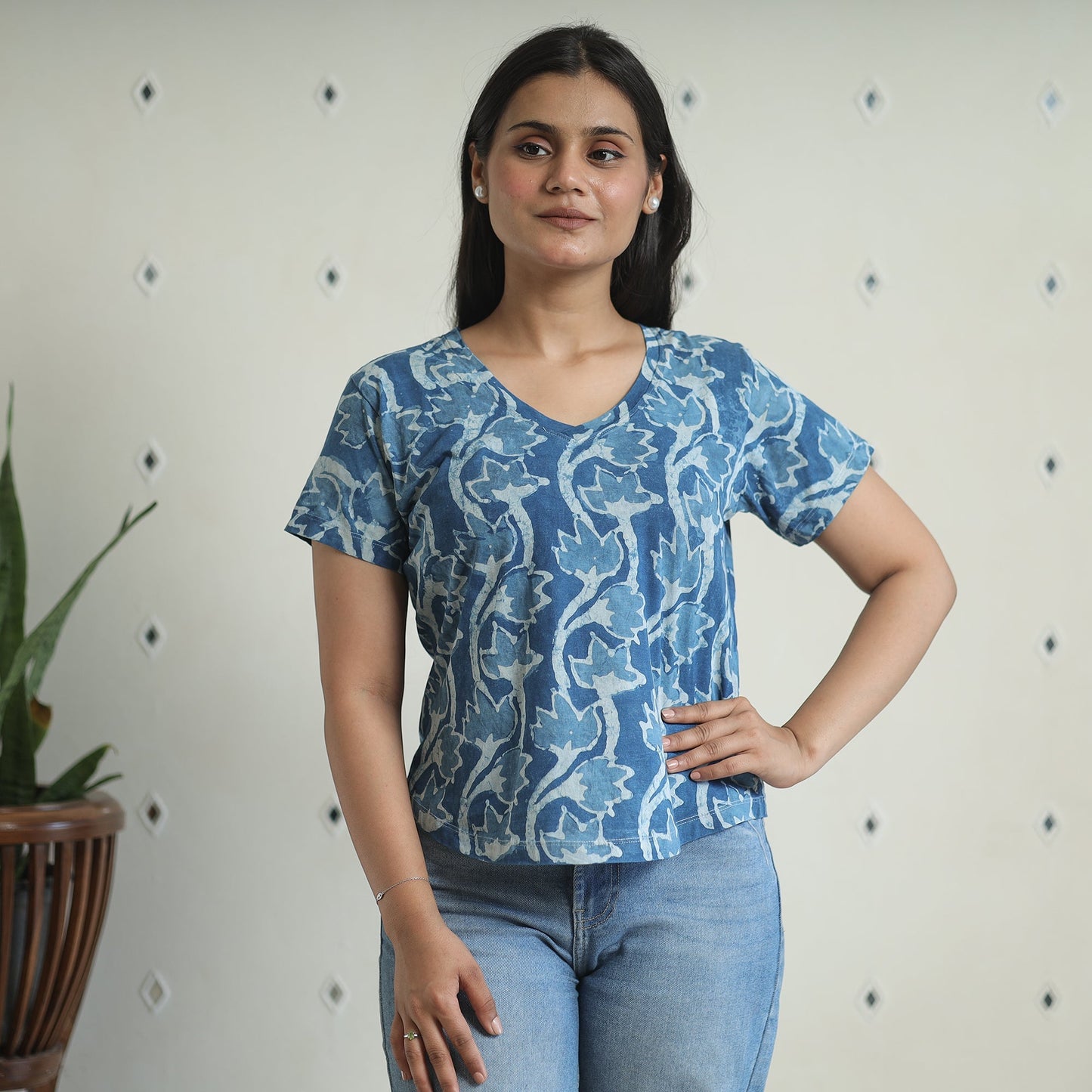Bindaas Block Art Printed Cotton Women V Neck T-shirt 06 Online at iTokri.com