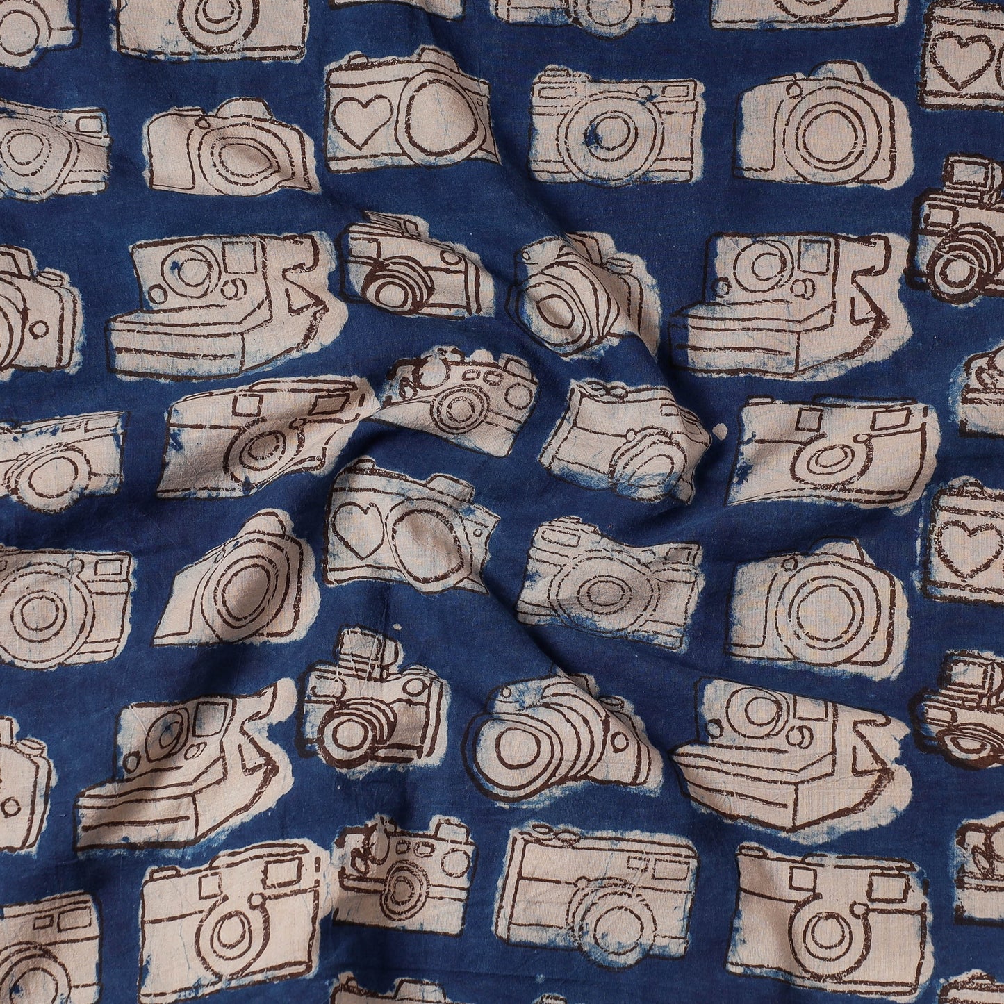Buy Bindaas Block Printed Cotton Precut Fabric Online l iTokri.com