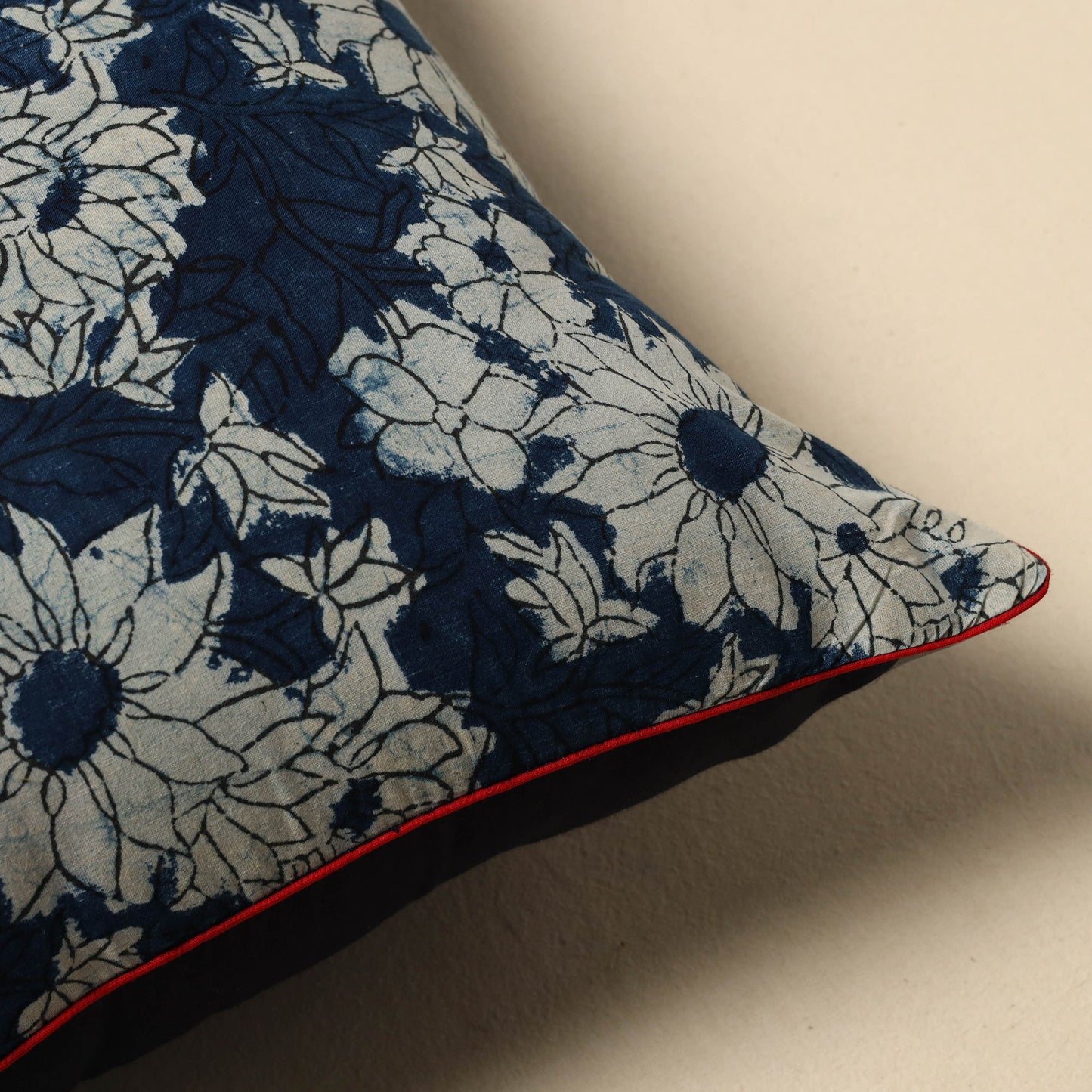 Indigo bagru cushion cover 06 - handcrafted