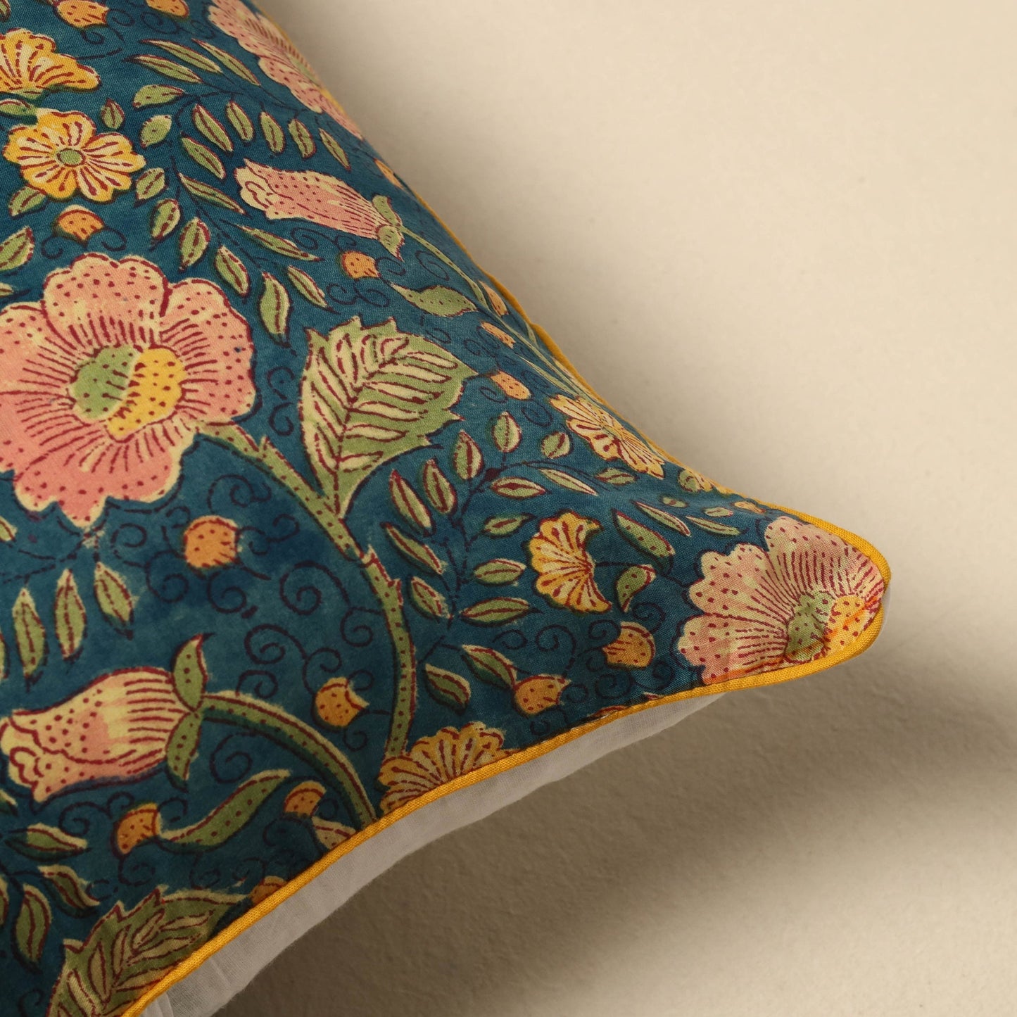 Sanganeri cushion cover 25 - handcrafted