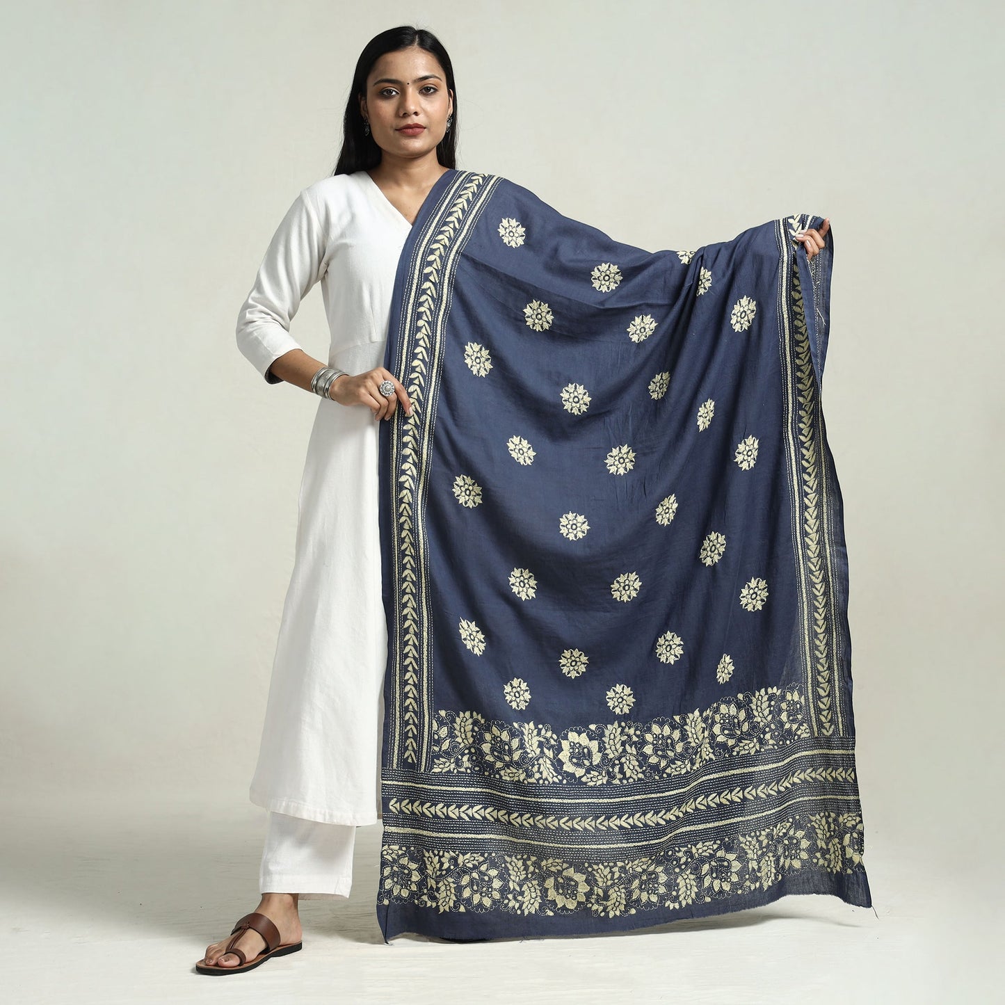 Bolpur Kantha Embroidery Cotton Handloom Dupatta with Tassels
