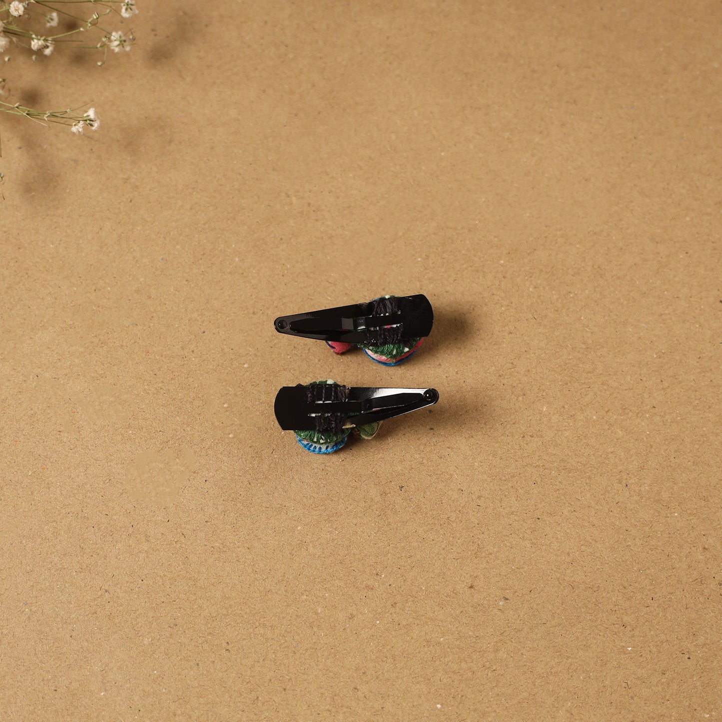 Fab artwork tik-tak hair clip for kids (set of 2) 21