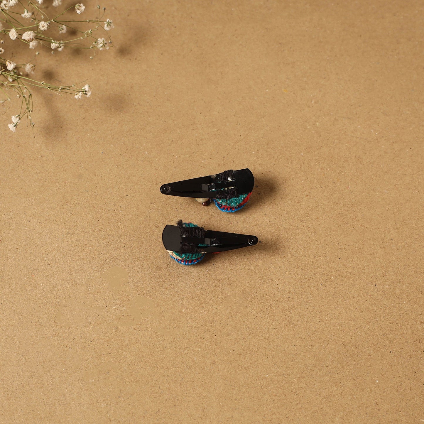 Fab artwork tik-tak hair clip for kids (set of 2) 23