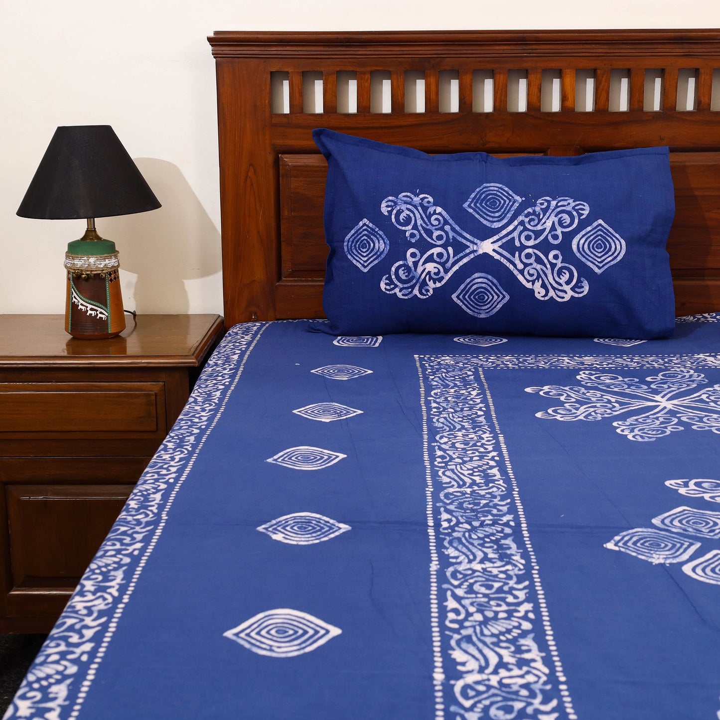 Blue Cotton Double Hand Batik Print Bed Sheet Set