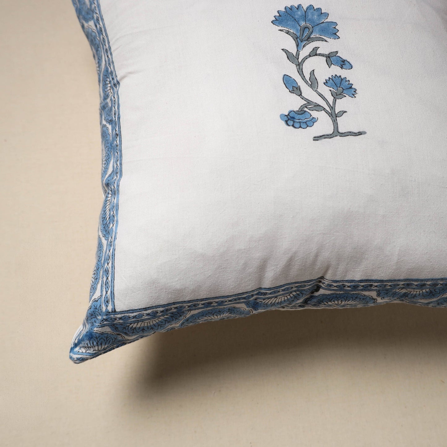 Cotton sanganeri cushion cover (16 x 16 in) 07 - handcrafted