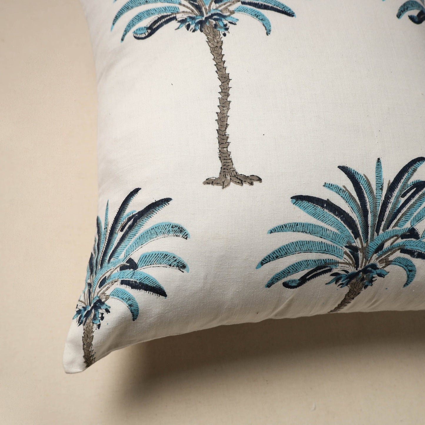 Cotton sanganeri cushion cover (16 x 16 in) 71 - handcrafted