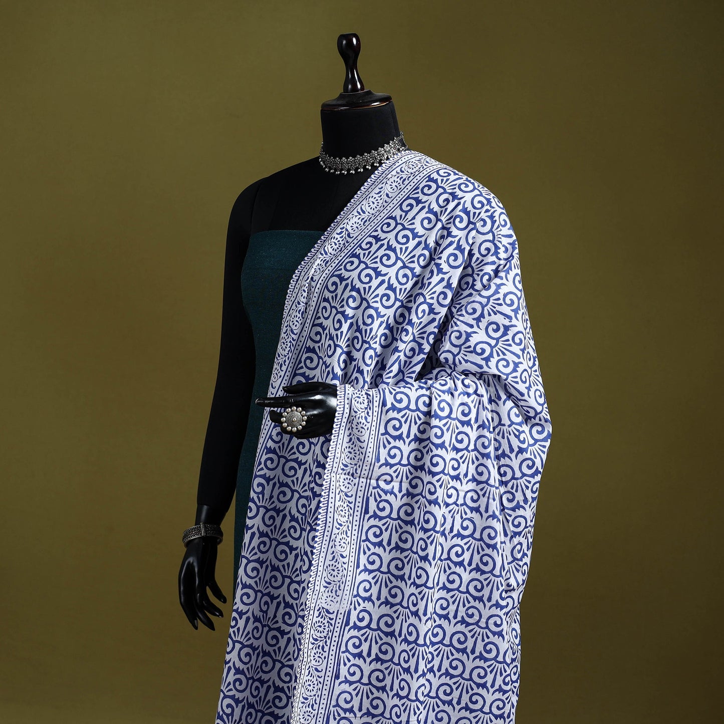 Cotton sanganeri floral dupatta 40 - handcrafted