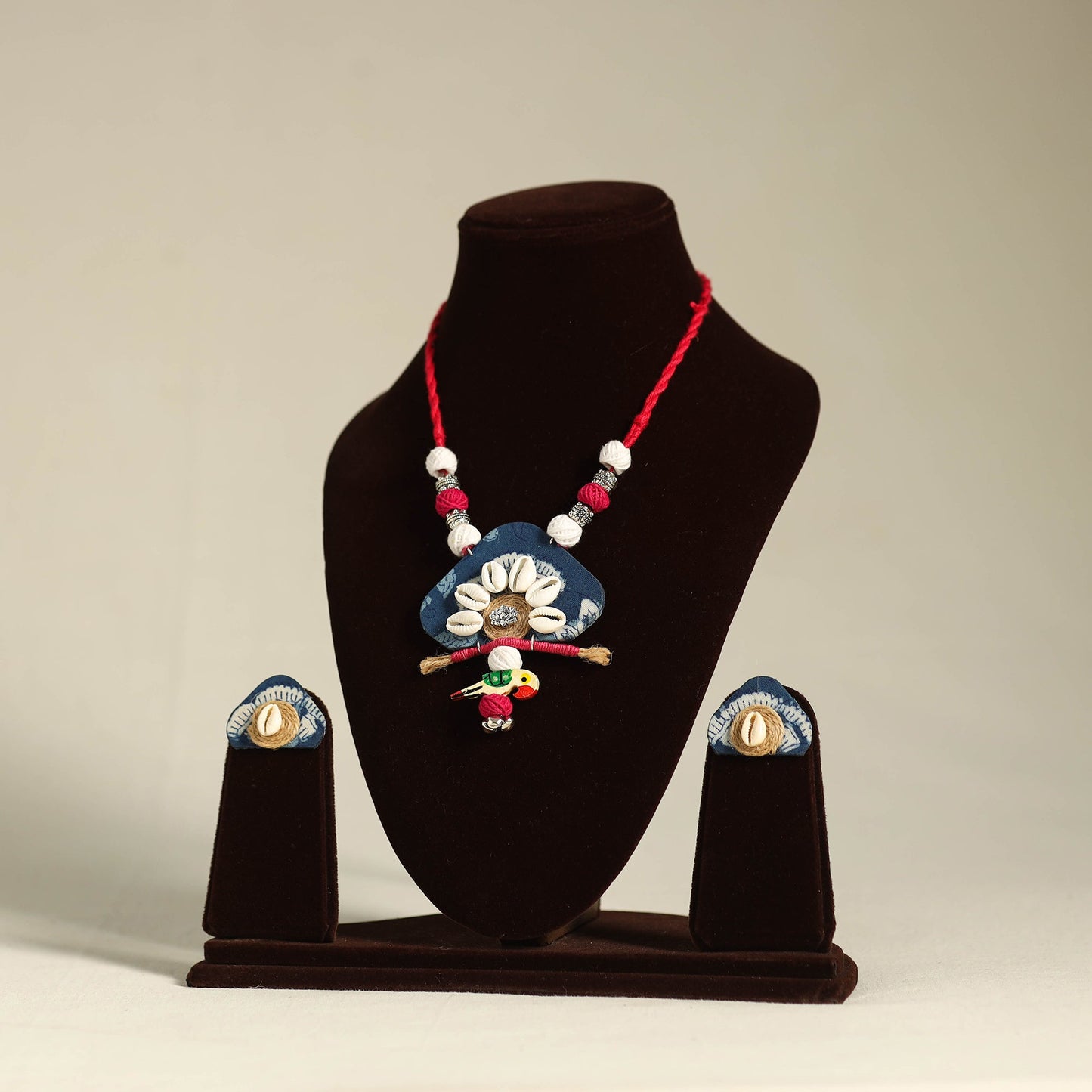 Blue Fabart Jute & Shell Work Necklace Set