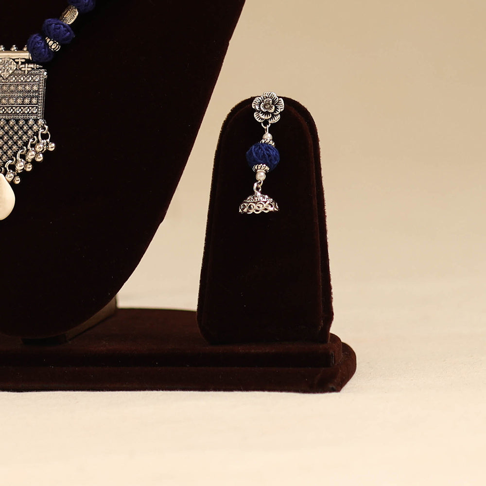 Blue - german silver necklace set with thread beads 02