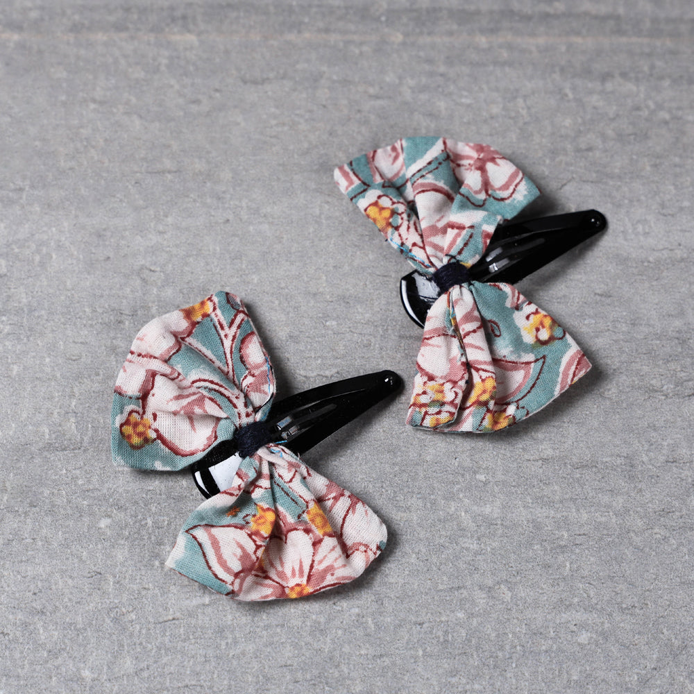 Handmade Gulmohar Flower Tik-Tok Hair Clip (Set of 2) Online l iTokri.com