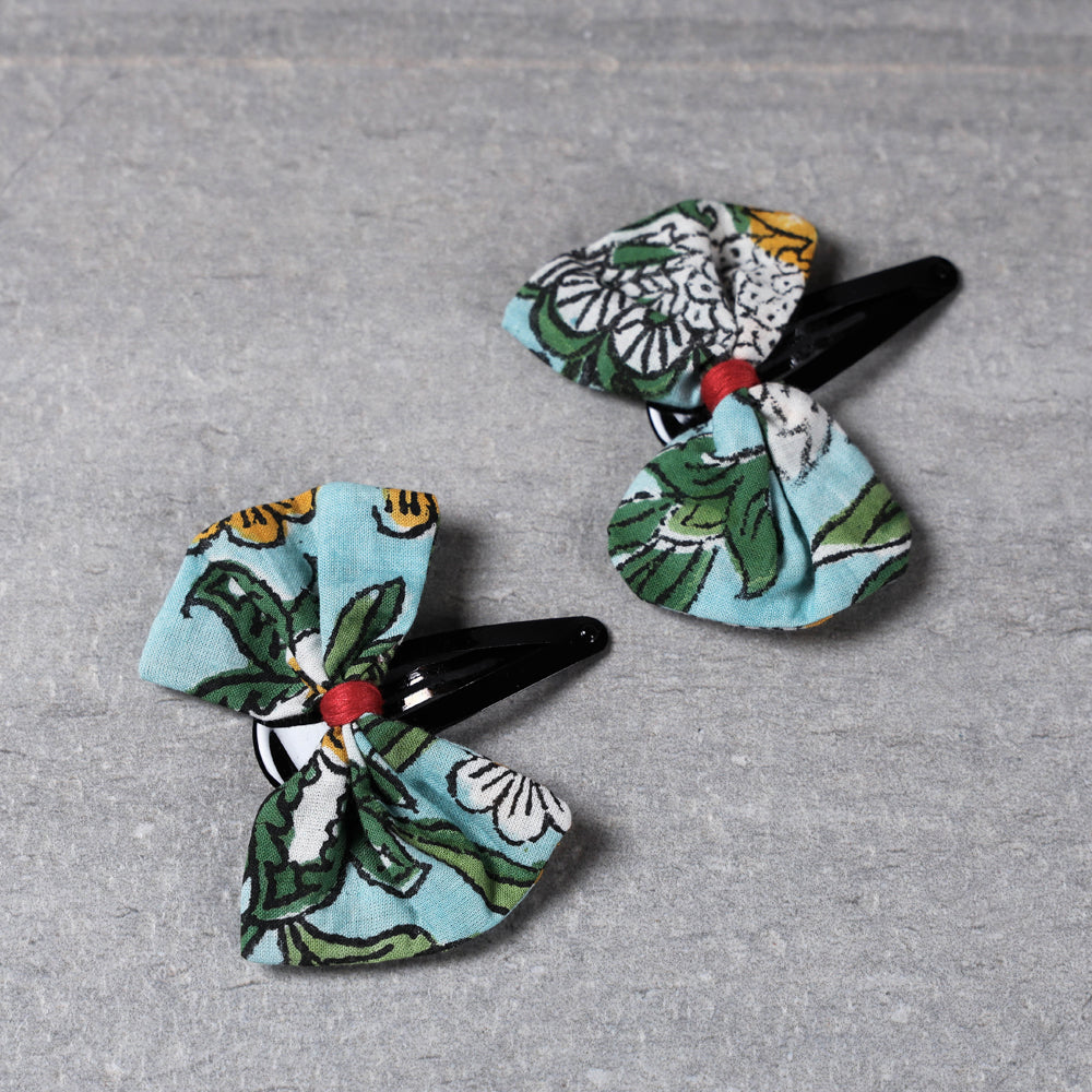 Handmade Gulmohar Flower Tik-Tok Hair Clip (Set of 2) Online l iTokri.com