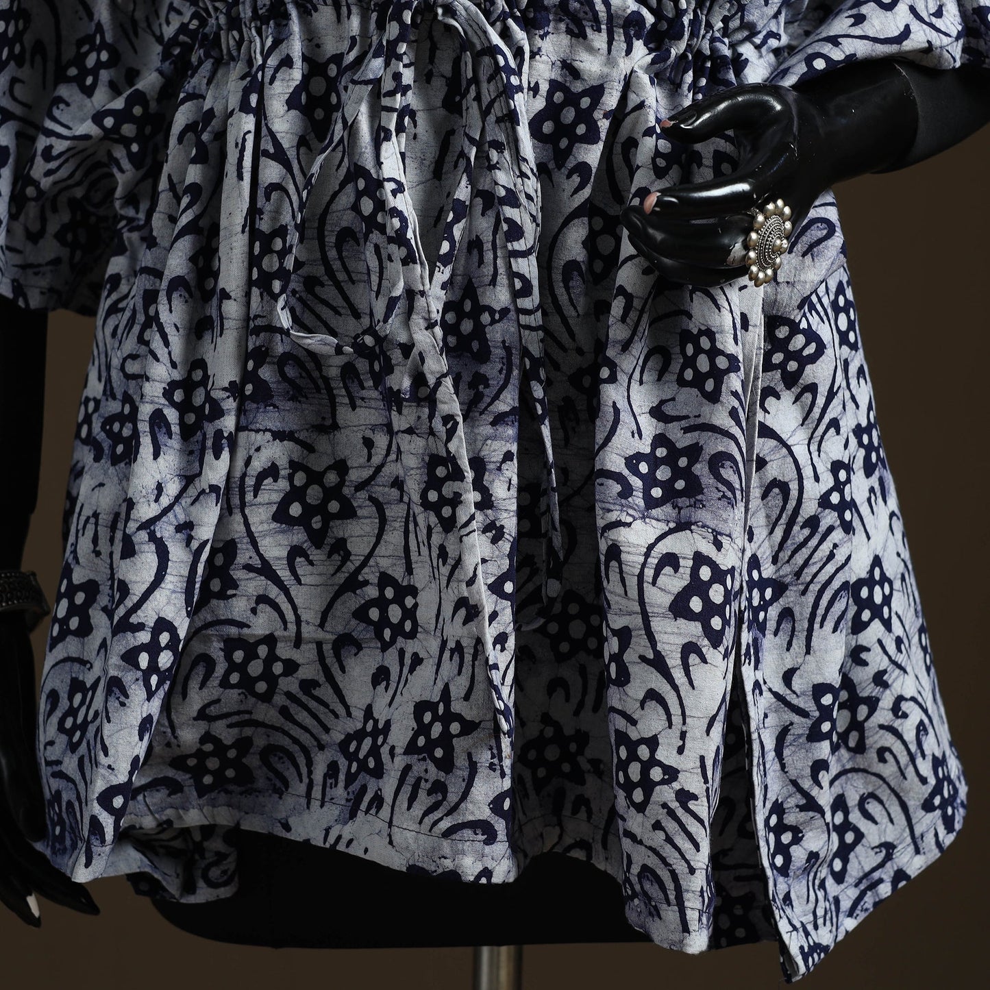 Hand block batik print cotton kaftan (short) 35