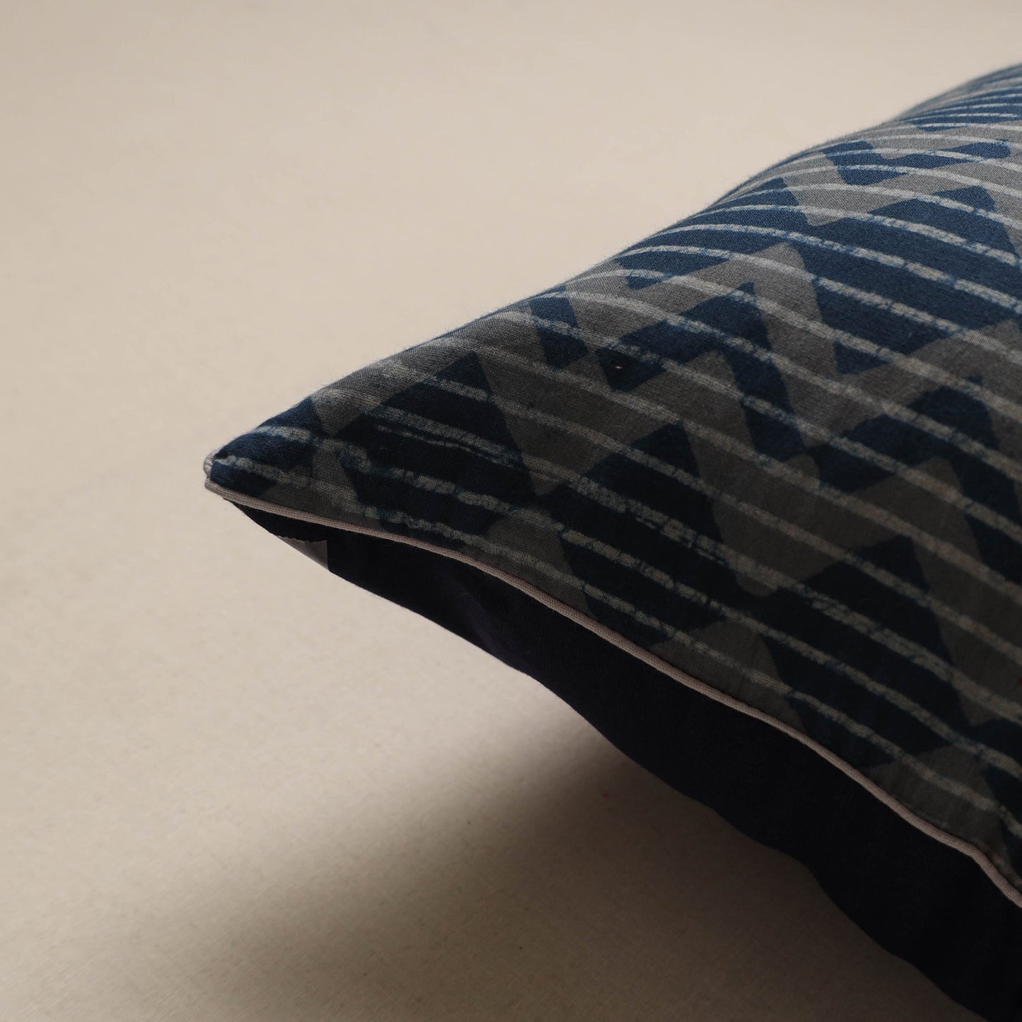 Hand akola cushion cover 126 - handcrafted