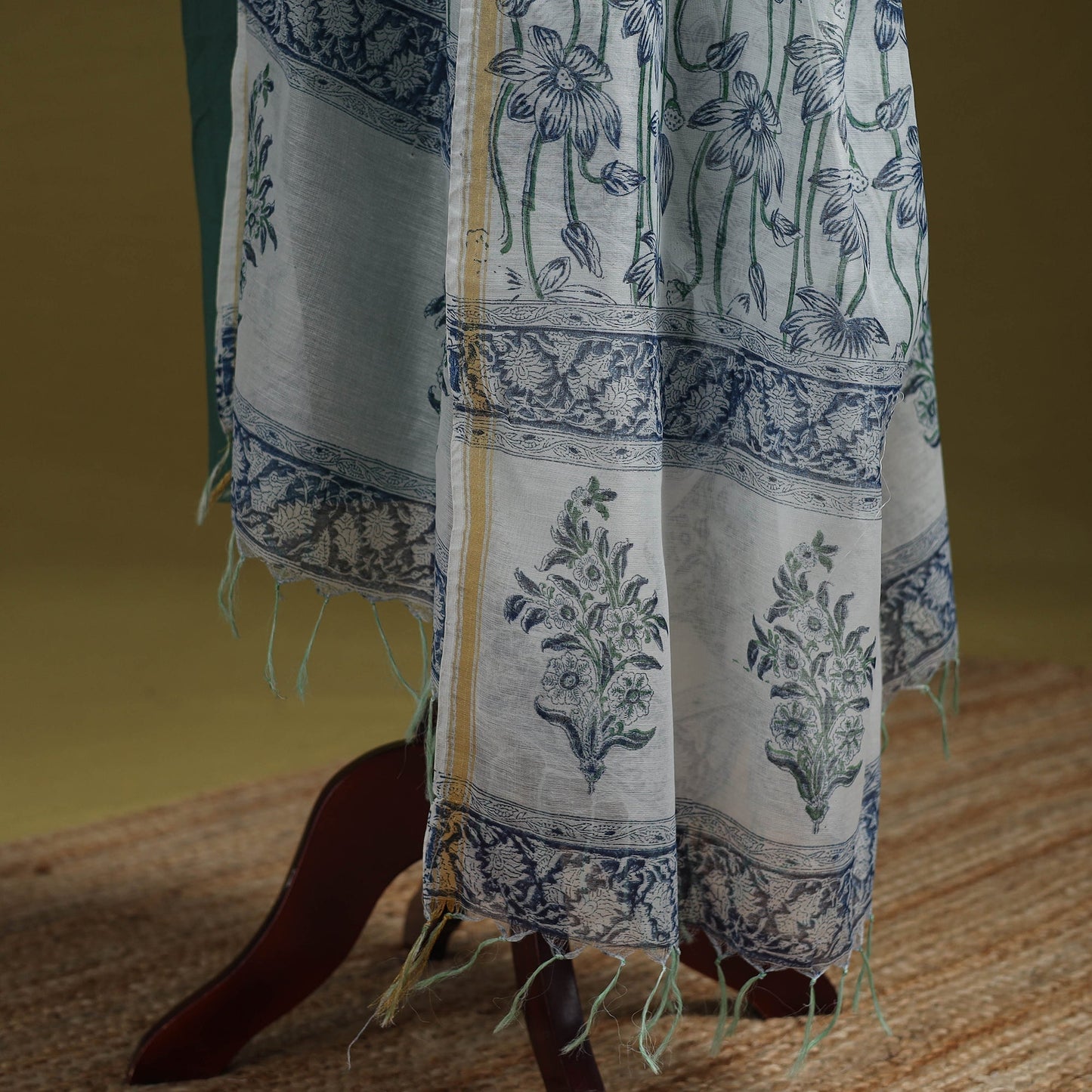 Hand chanderi silk sanganeri floral dupatta 41 - handcrafted
