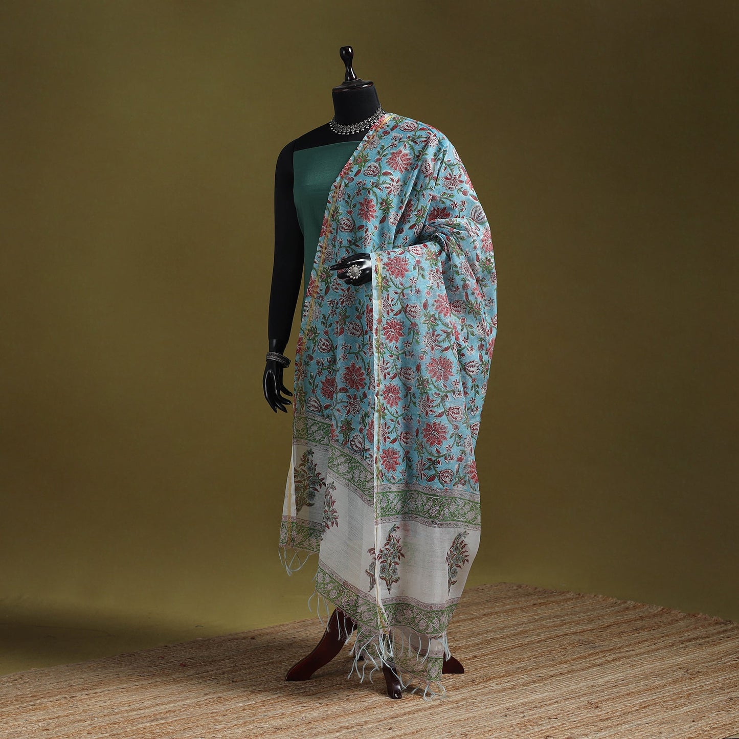 Hand chanderi silk sanganeri floral dupatta 50 - handcrafted