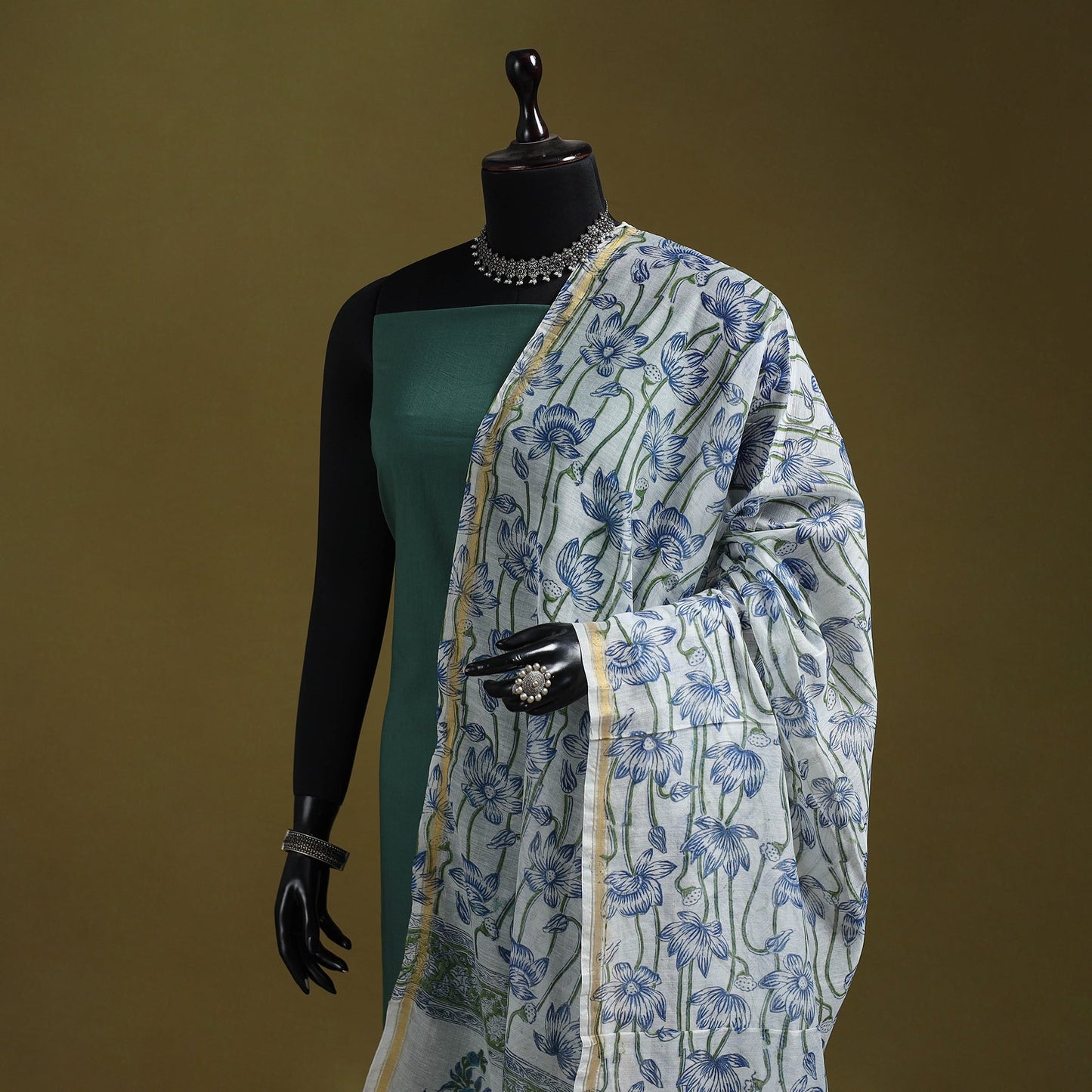 Hand chanderi silk sanganeri floral dupatta 51 - handcrafted