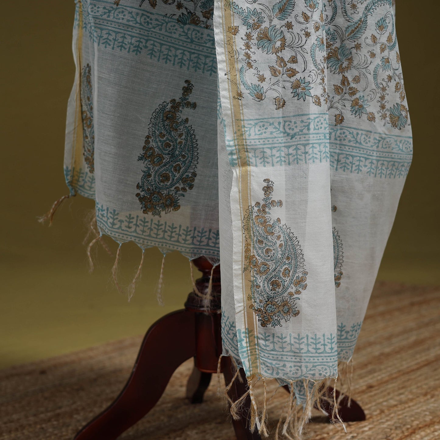 Hand chanderi silk sanganeri floral dupatta 54 - handcrafted