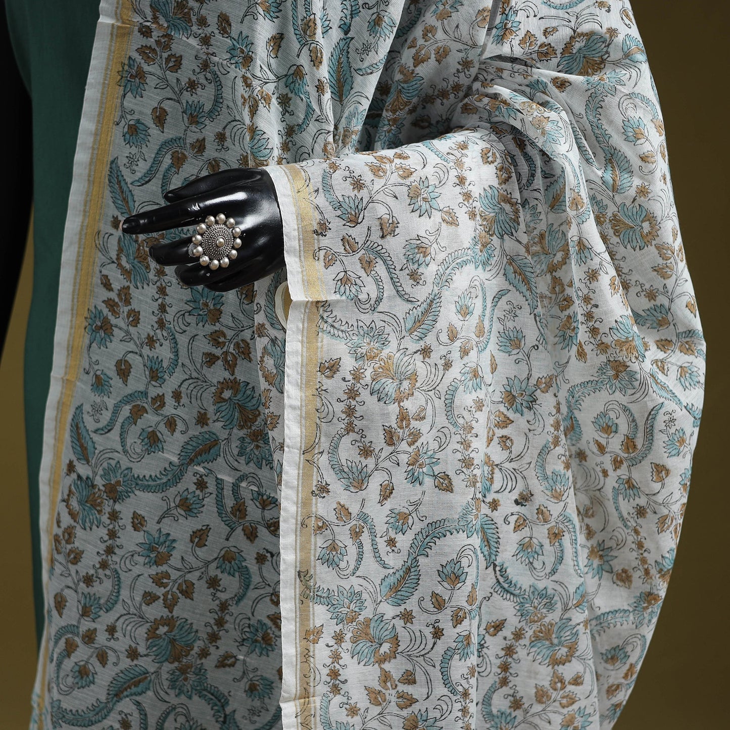 Hand chanderi silk sanganeri floral dupatta 54 - handcrafted