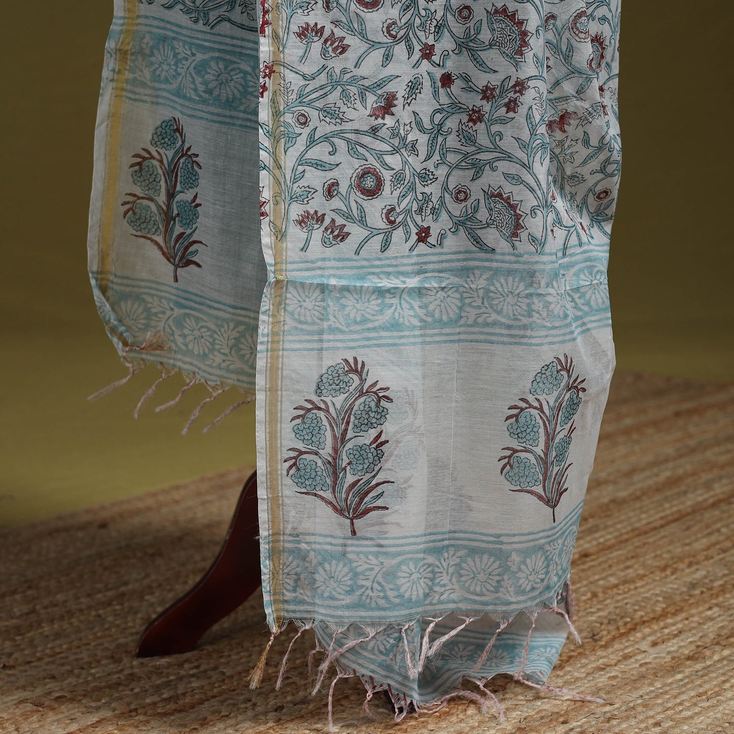 Hand chanderi silk sanganeri floral dupatta 56 - handcrafted