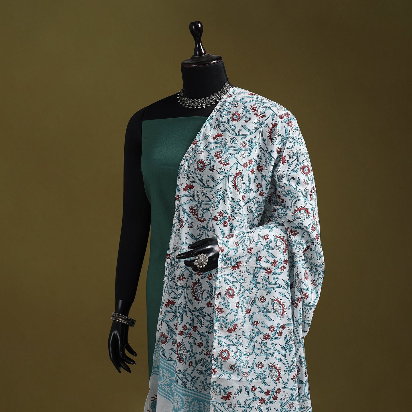 Hand cotton sanganeri floral dupatta 36 - handcrafted