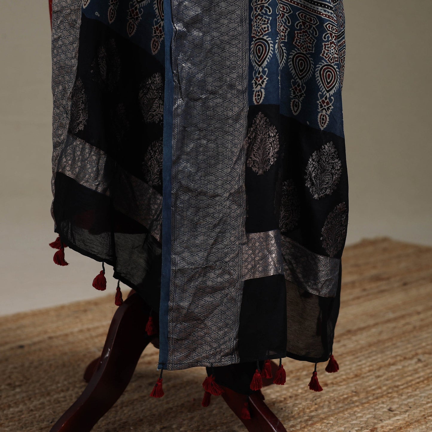 Hand natural dyed dola silk dupatta with zari border 45
