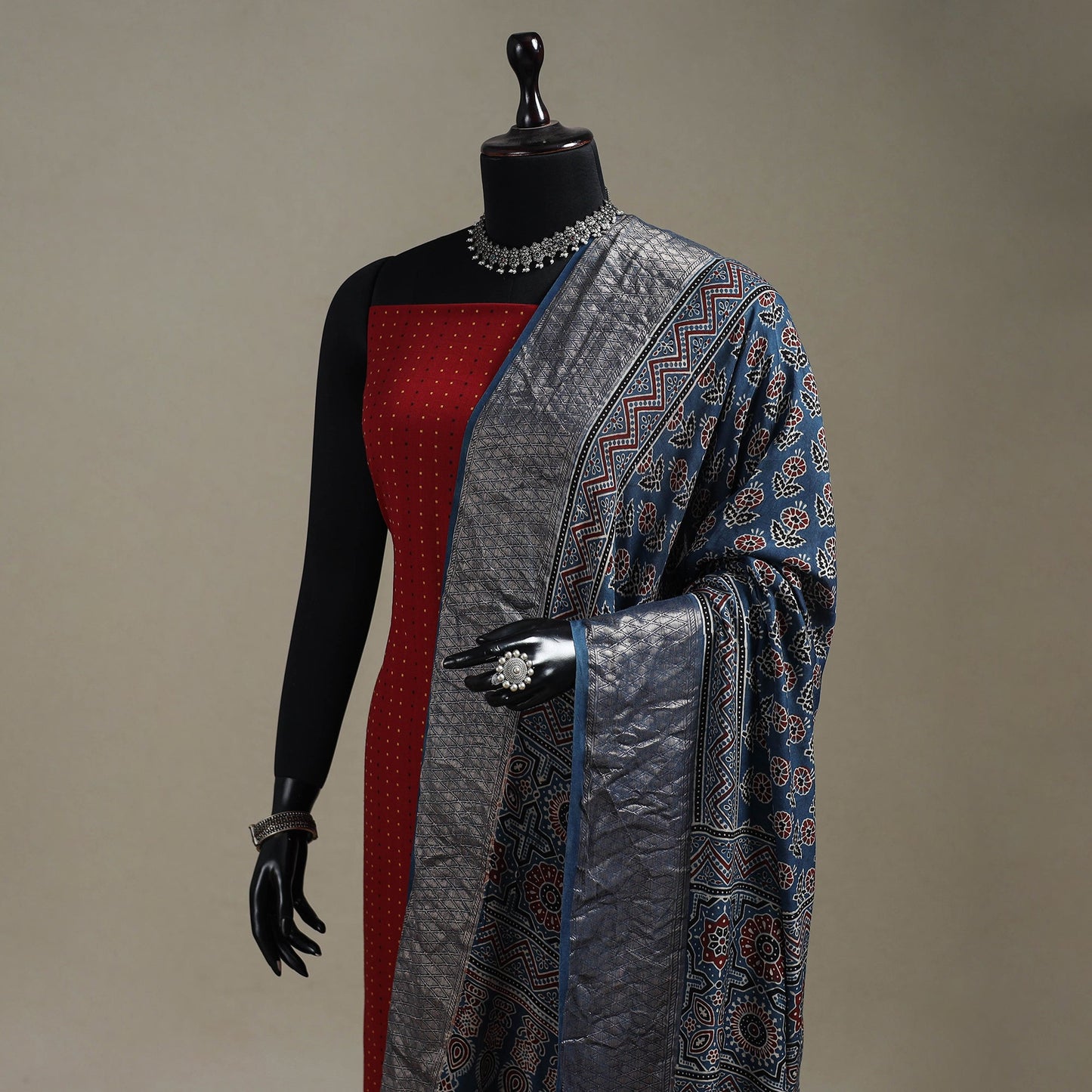 Hand natural dyed dola silk dupatta with zari border 45