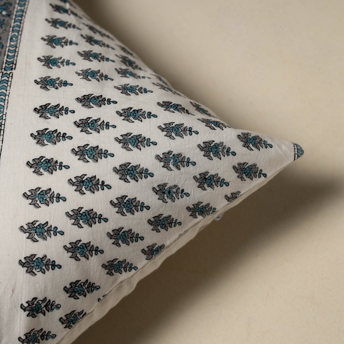 Hand sanganeri floral cushion cover 28 - handcrafted
