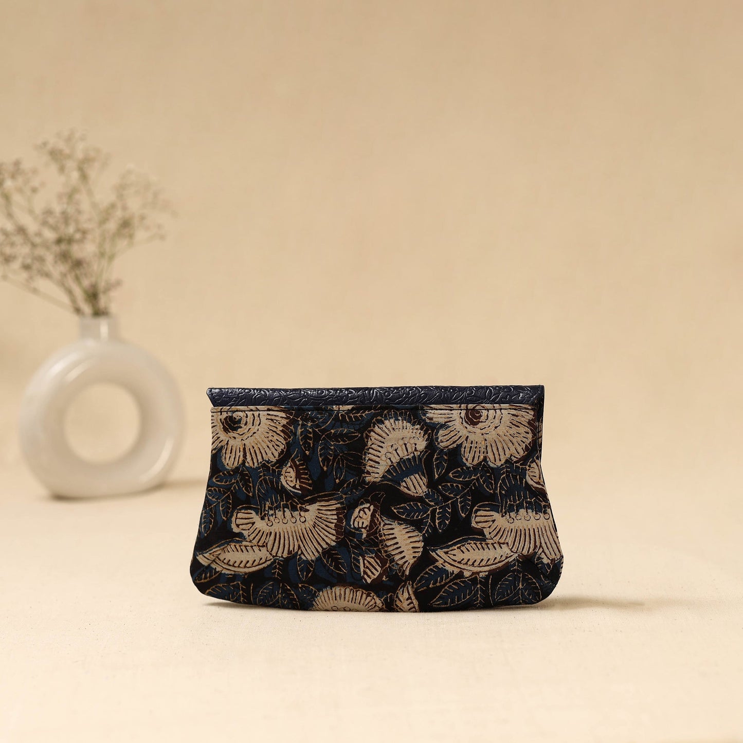 Hand clutch with embossed leather flap 22 - handcrafted