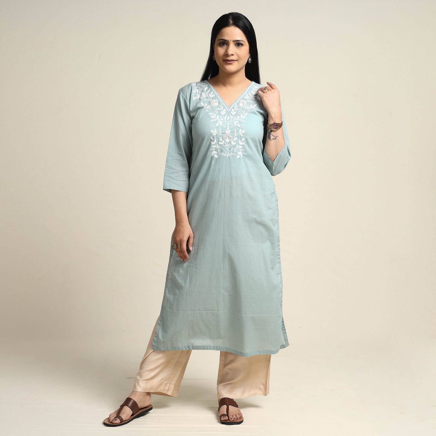 Plain Dyed Hand Embroidery Cotton Long Kurta Online at iTokri.com