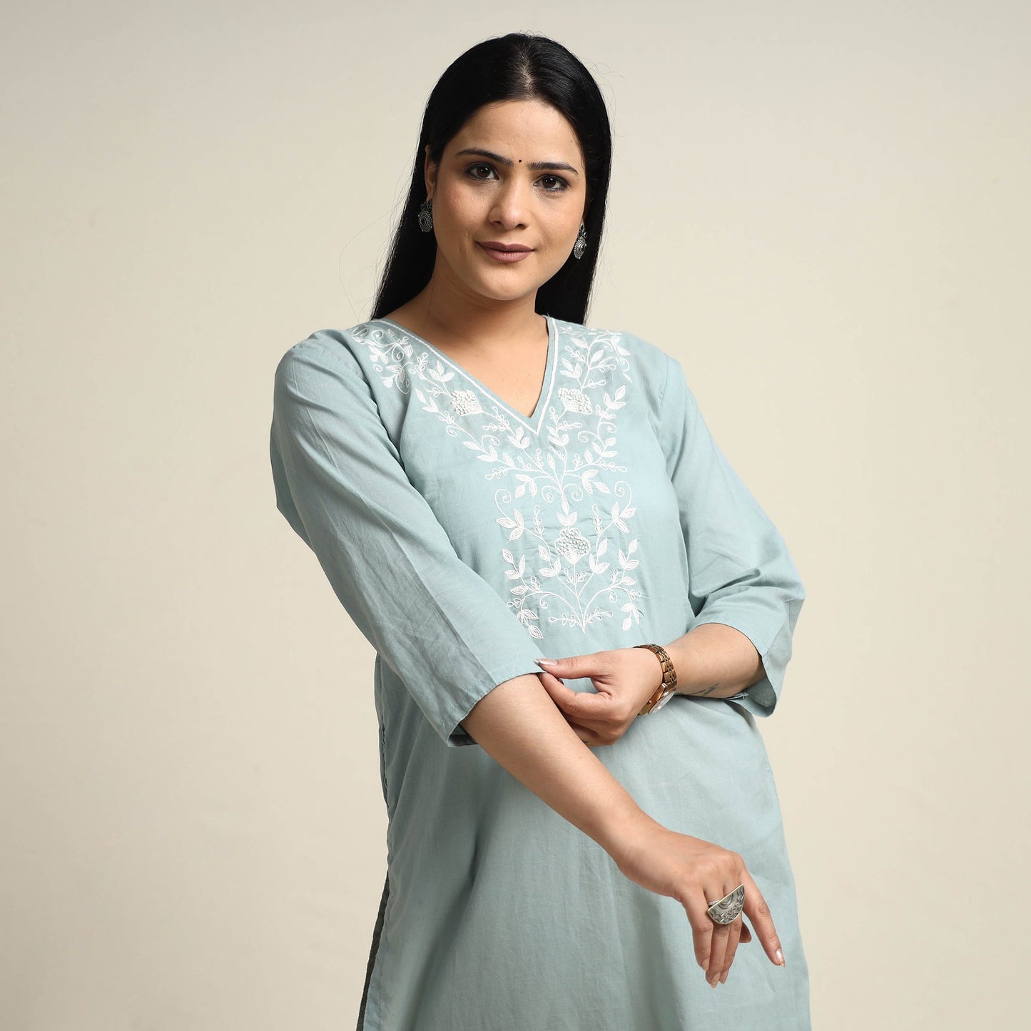 Plain Dyed Hand Embroidery Cotton Long Kurta Online at iTokri.com