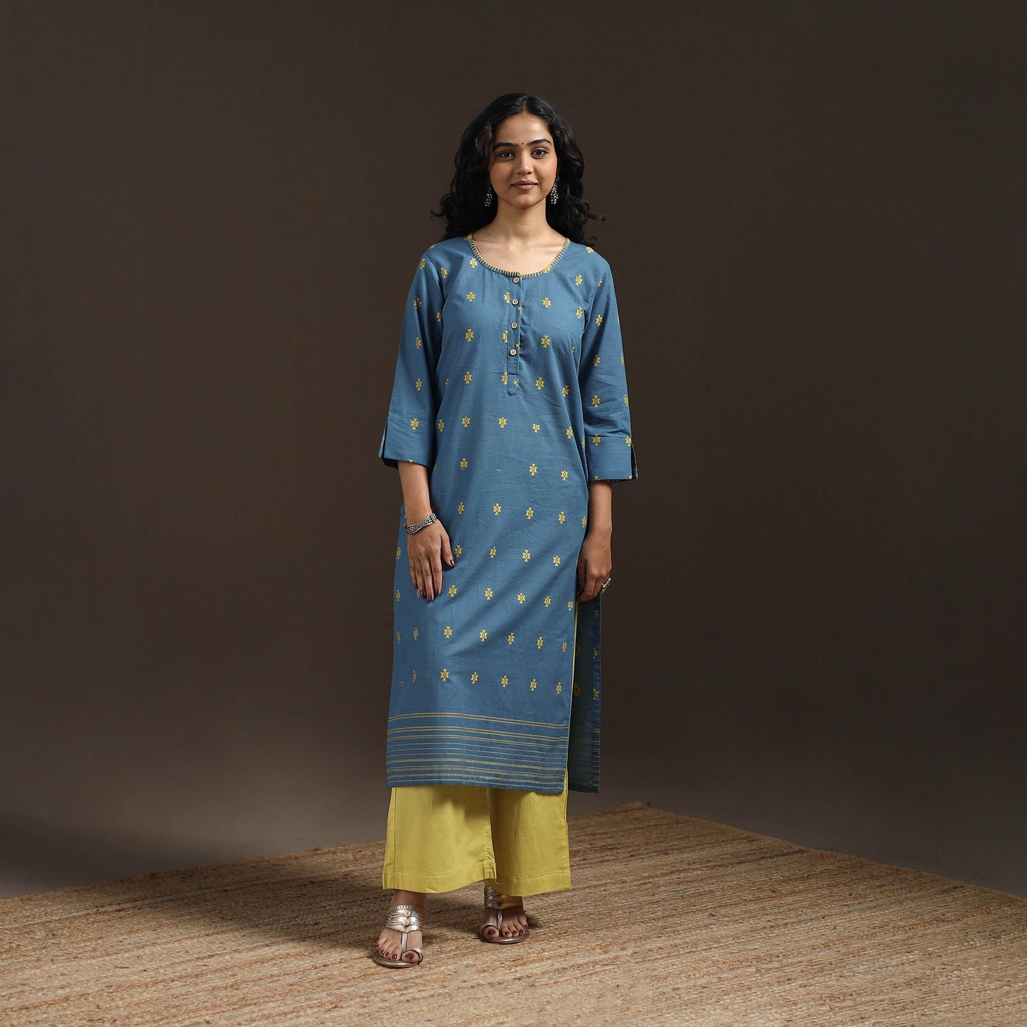 Hand embroidery straight cotton jacquard kurta for women 14
